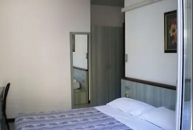 Posta Szálloda Genova